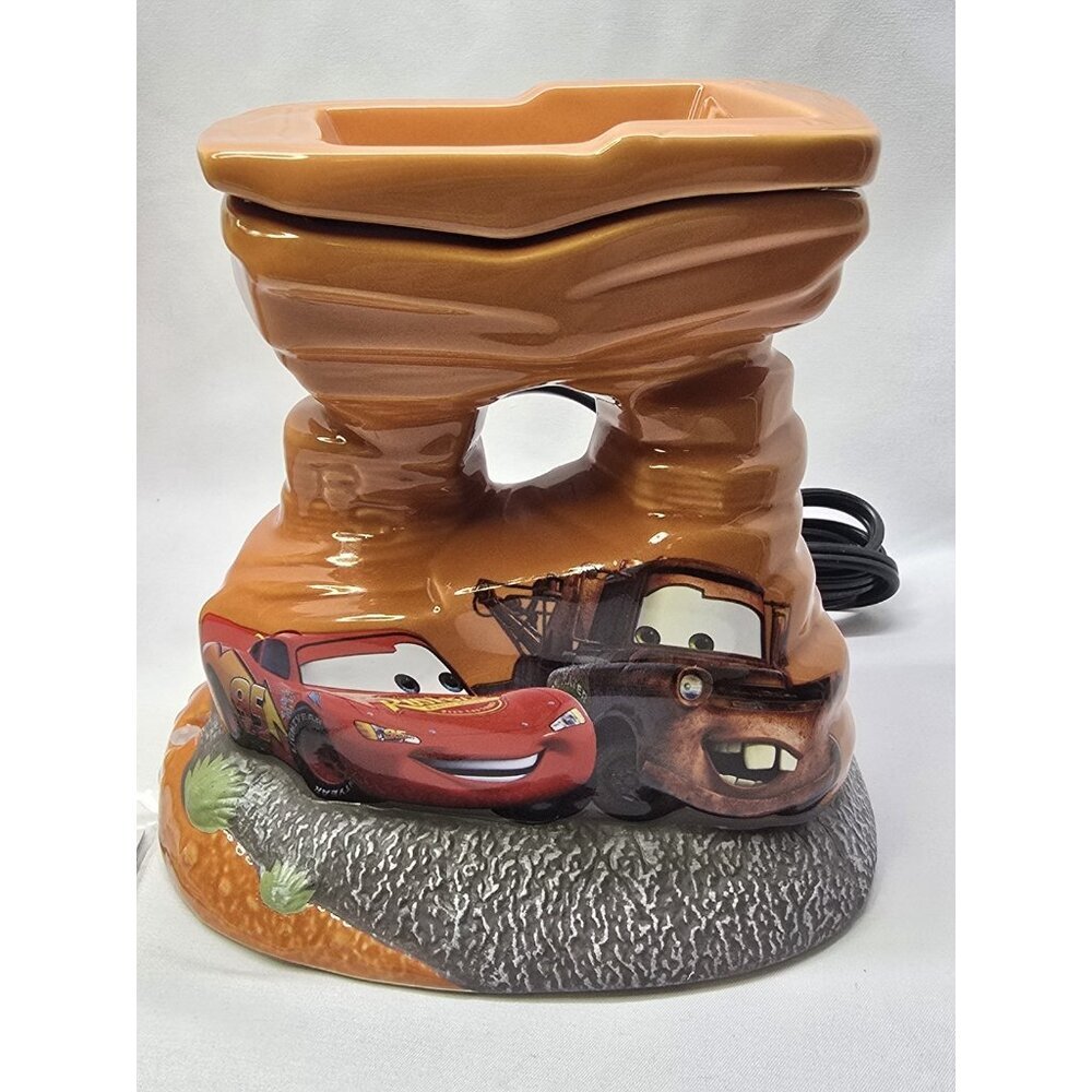 New Disney Pixar CARS Scentsy Warmer Lightning McQueen & Mater- Box Wear - Picture 3 of 13